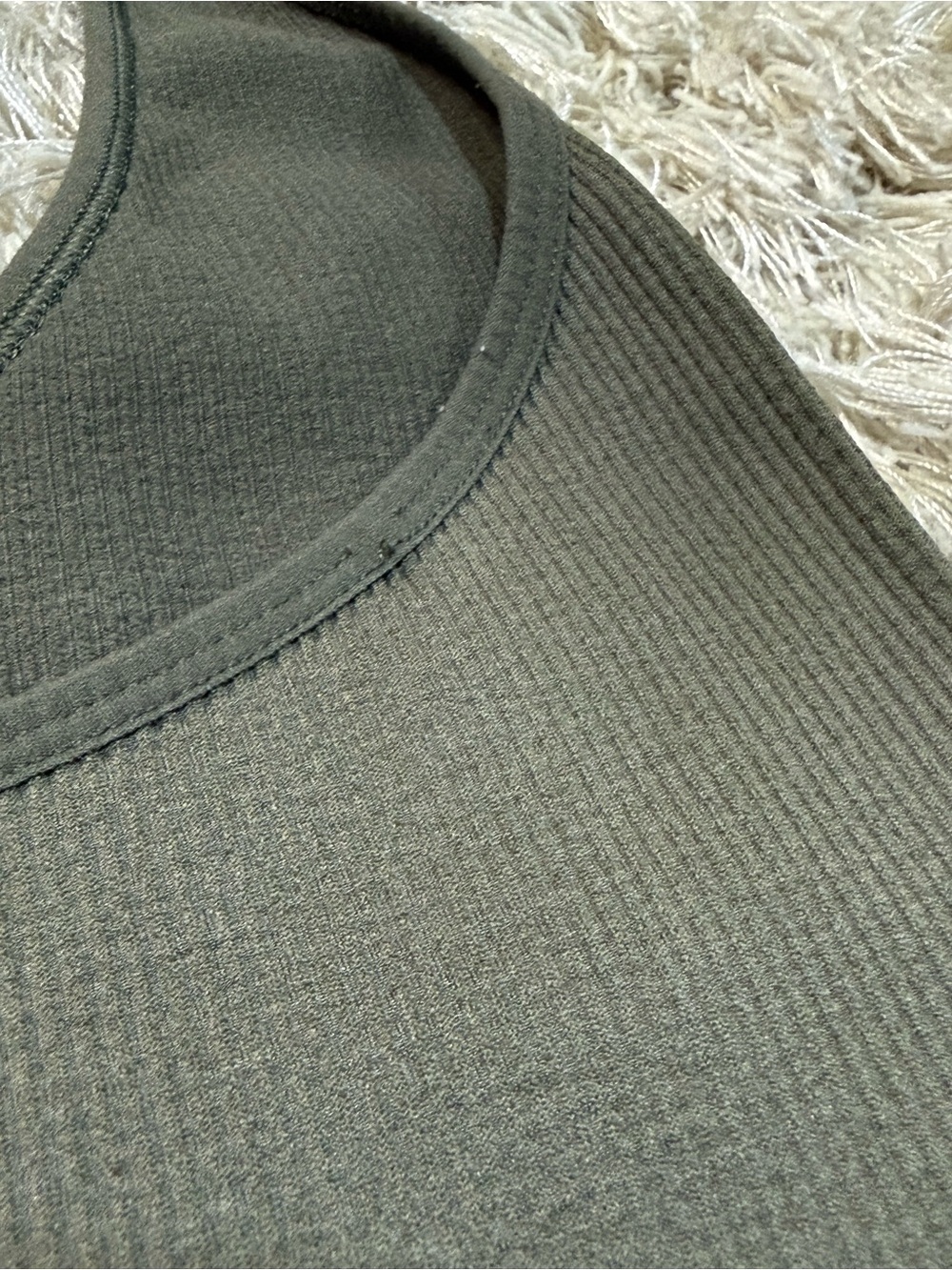Urban Outfitters Olive Green Ribbed Halter Top Cropped Open Back Small - Picture 8 of 14